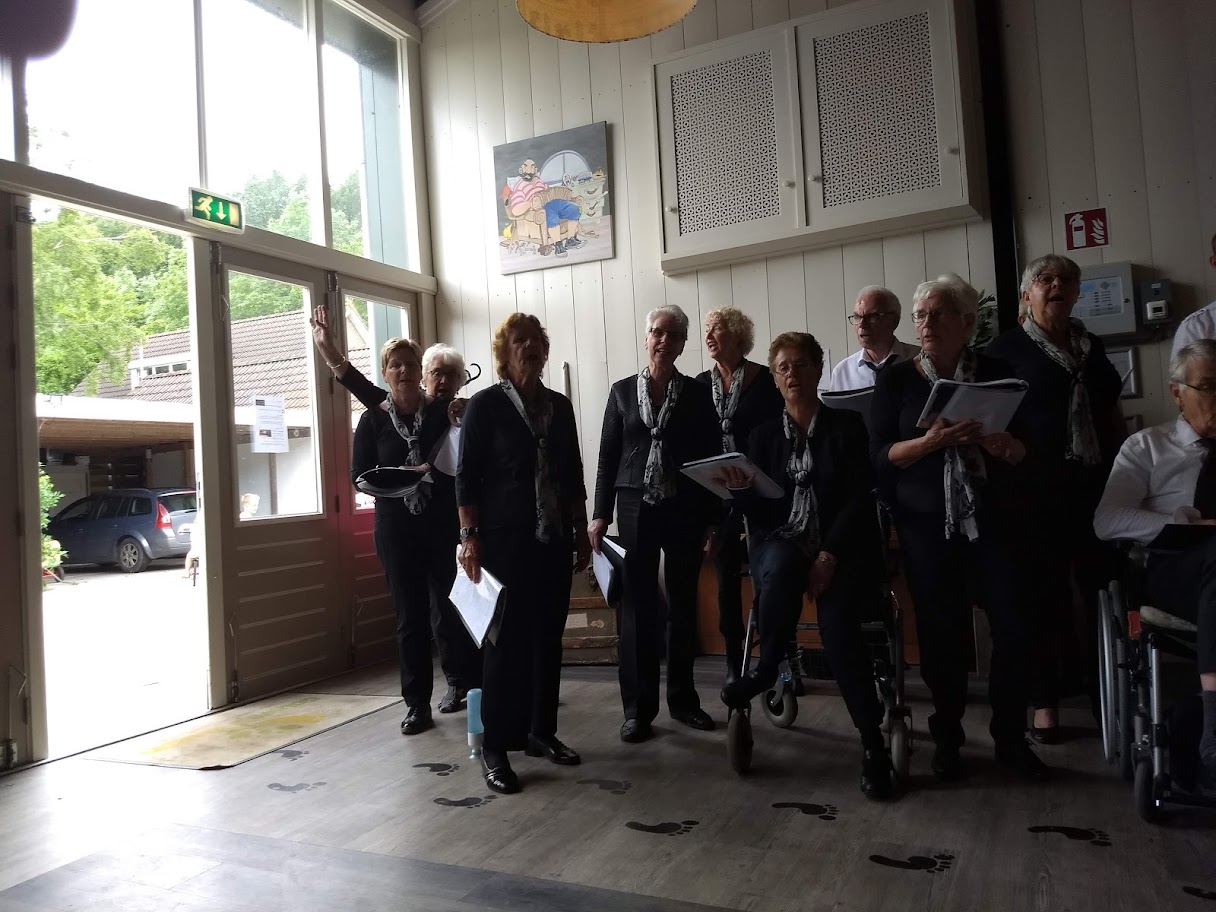Optreden in de Gouwe Stek op 15 juni 2019 – foto 14