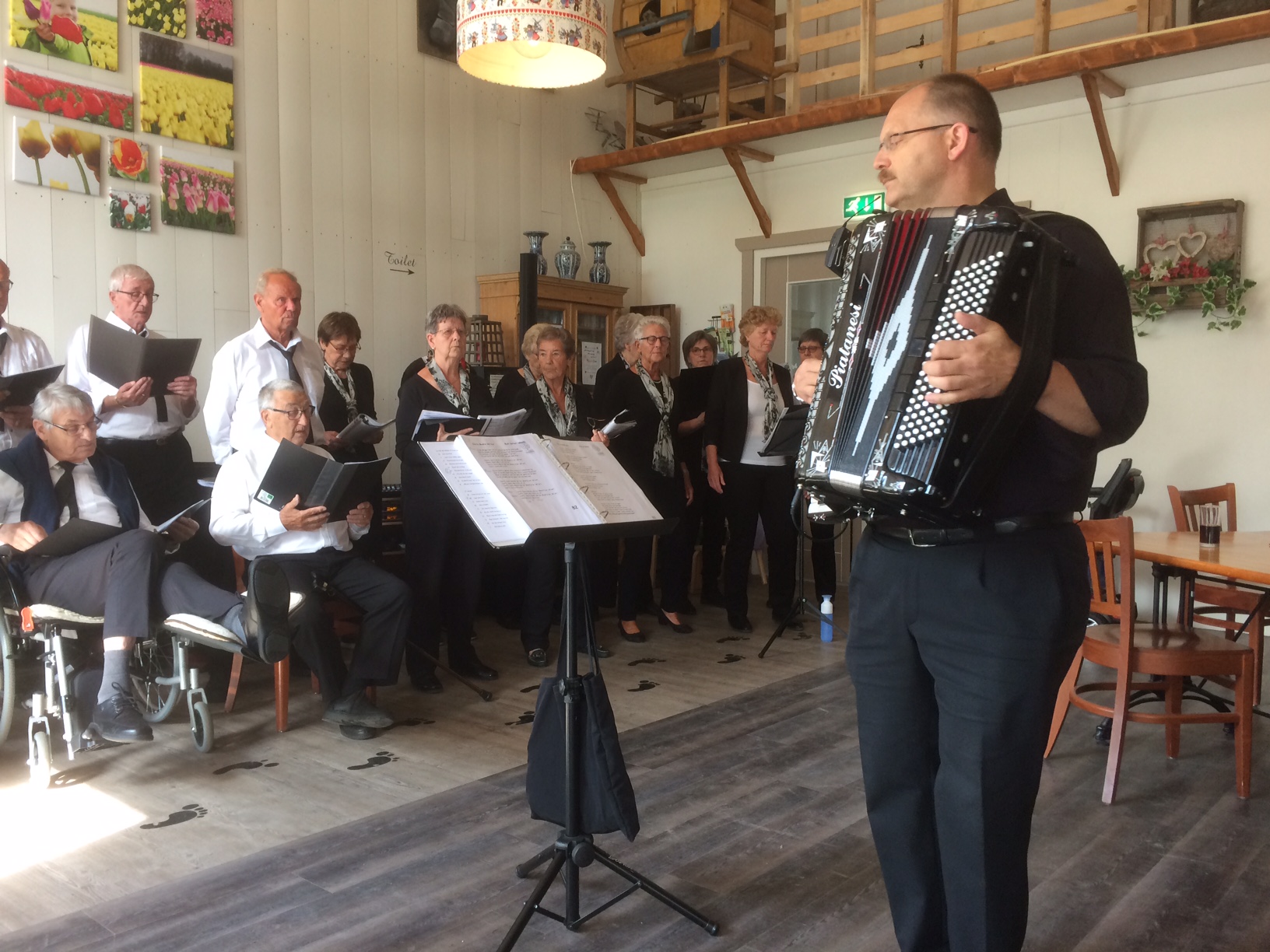 Optreden in de Gouwe Stek op 15 juni 2019 – foto 24